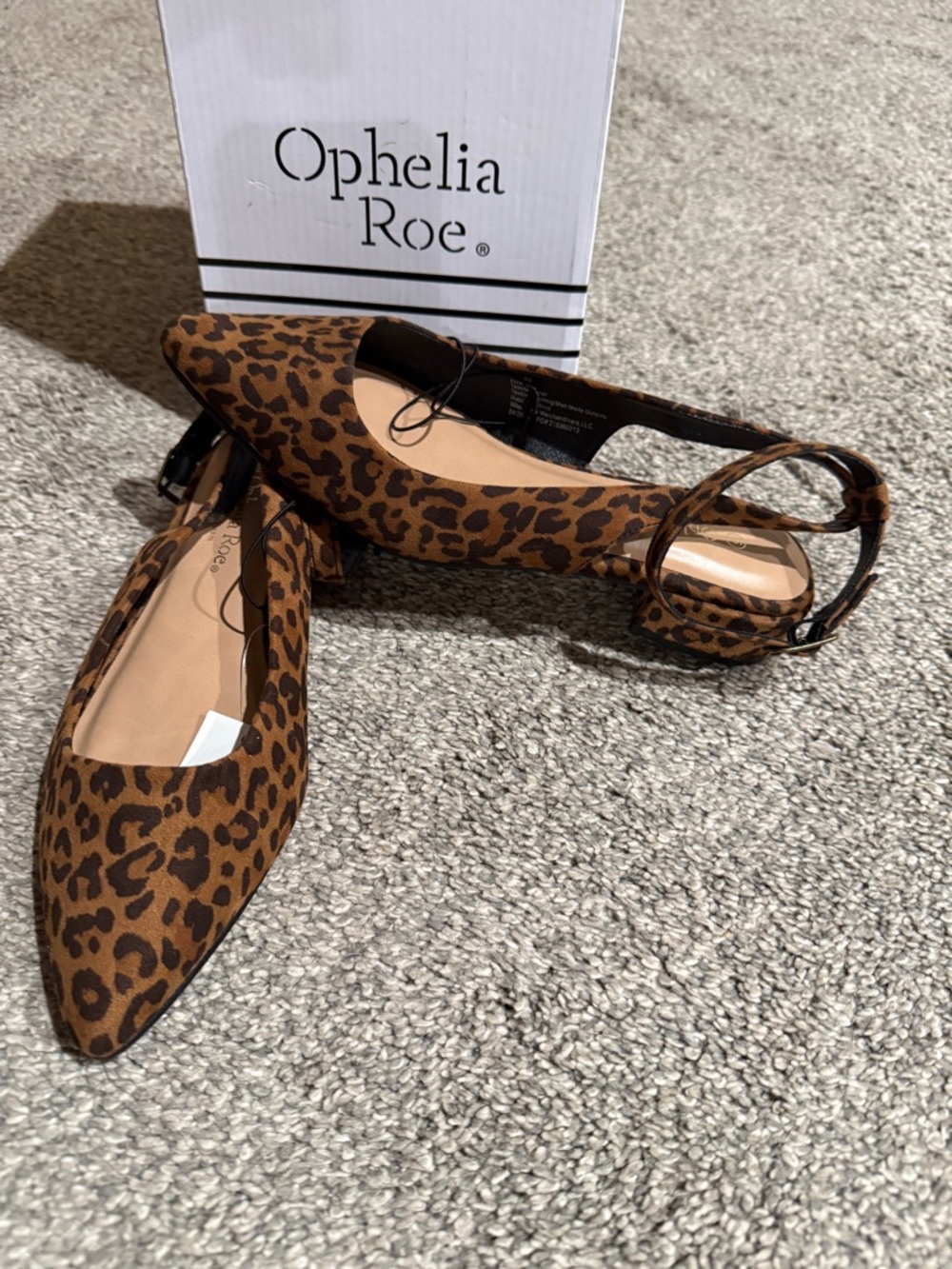 Leopard Print Pointed Toe Ankle Strap Flats - Brown/Black